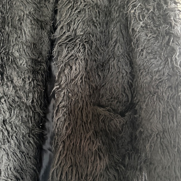 Faux Long Shaggy Jacket - Picture 2 of 3